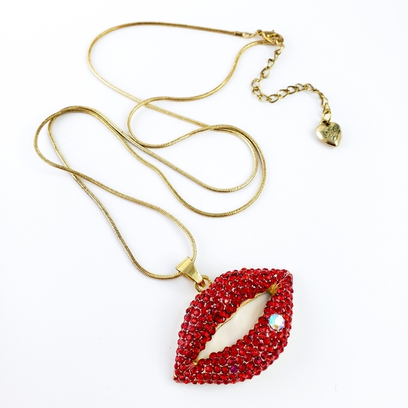 Betsey Johnson Jewelry - Betsey Johnson Pendant Necklace Red Lips
